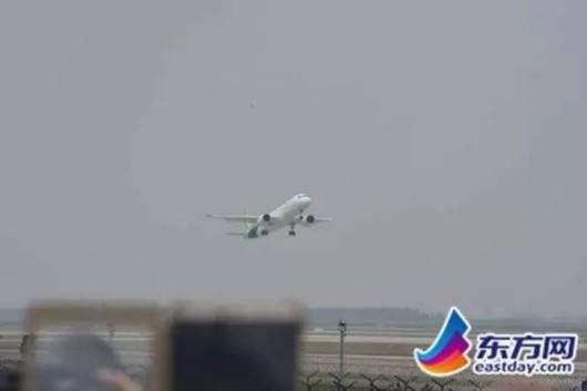 国产大飞机首飞成功 C919未来将面对这些对手